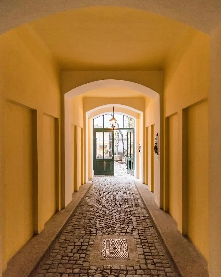 Luxury Suites Mariahilf Wien 0*,  Østrig
