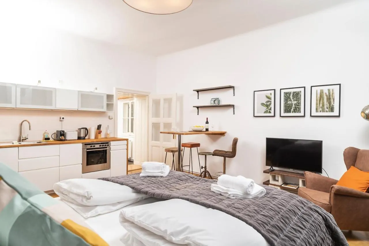 וינה Luxury Suites Mariahilf 0*,  אוסטריה