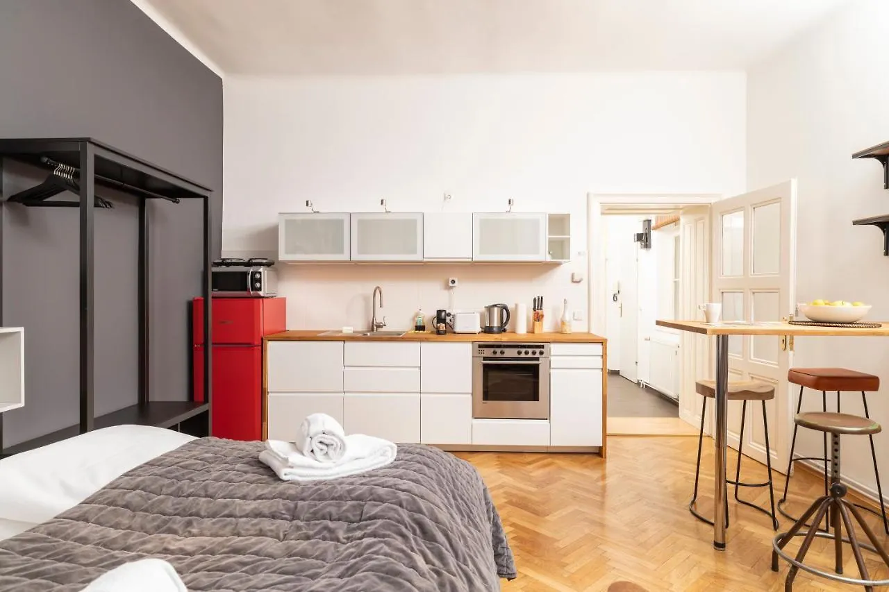 וינה Luxury Suites Mariahilf 0*,  אוסטריה